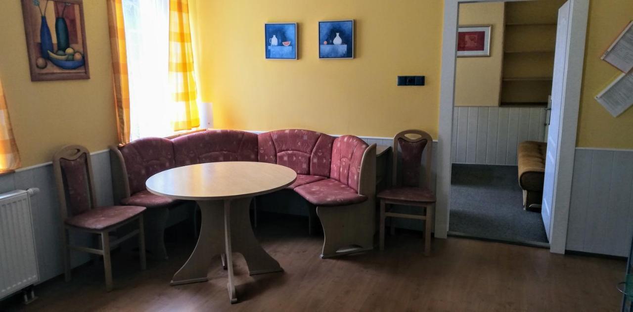 Penzion U Soudu Liberec Kültér fotó